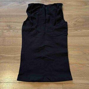 Black Shapeweartop Size Medium